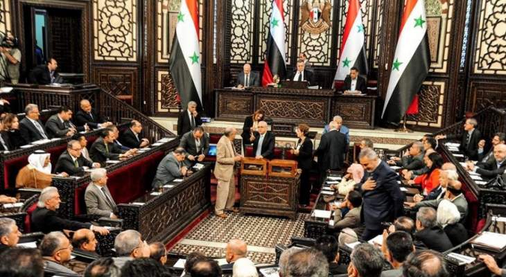نجدة انزور: ليس من مصلحة القيادات الكردية "التشاطر" على دمشق