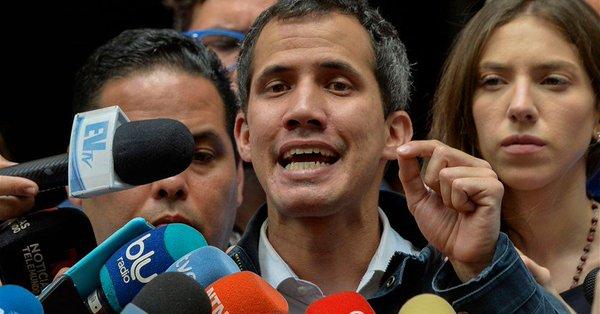 المحكمة العليا الفنزويلية تمنع غوايدو من مغادرة البلاد 