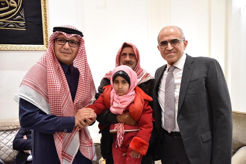  السفير السعودي أطلق مبادرة أمنية لمساعدة مخيم النازحين السوريين في عرسال 