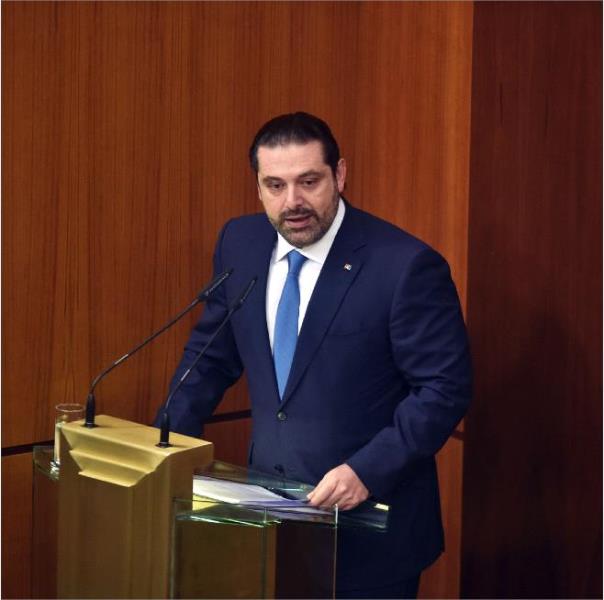  الحريري خرج من الجلسة المسائية تزامنا مع بدء السيد بتلاوة كلمته
