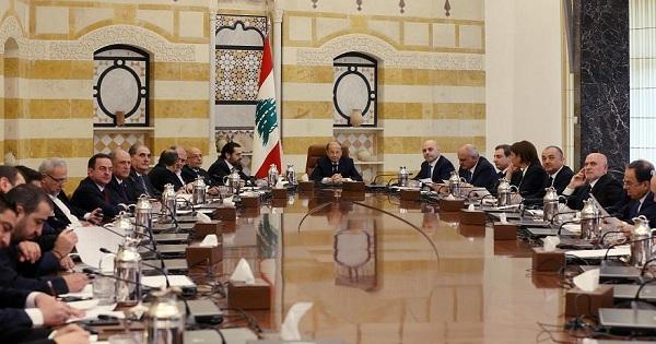 زوابع في فنجان الحكومة وترقّب للموقف الأميركي