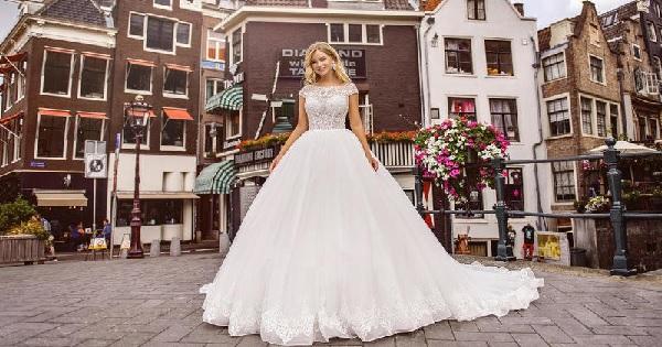 أفضل وقت لشراء فستان الزفاف