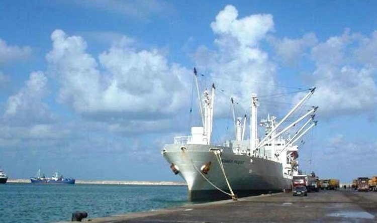 نقابة موظفي وعمال مرفأ بيروت: الإستعداد لتأمين العمل يوم الأحد
