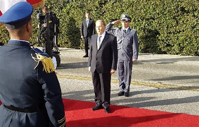 رئيس الجمهورية غادر إلى روسيا في زيارة رسمية