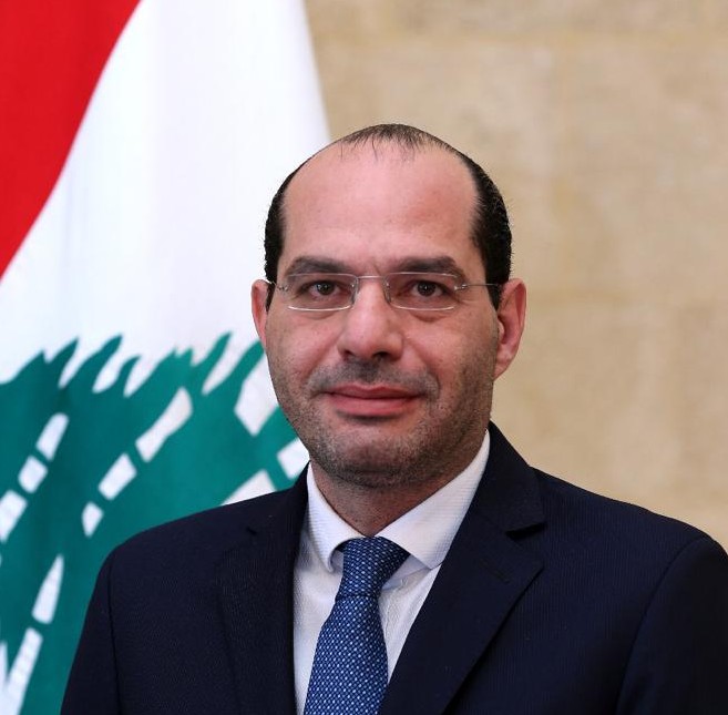 وزير التجارة الخارجية اللبناني لـ”سبوتنيك”: اتصالات تجري لتخفيض كلفة النقل عبر معبر نصيب