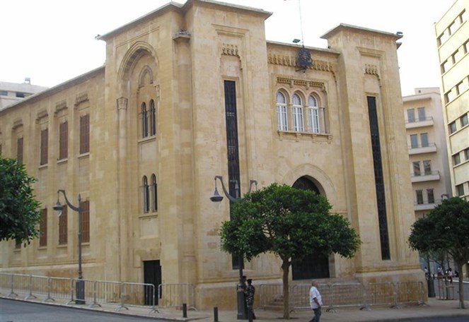 نائب يتعرض لوعكة صحية خلال اجتماع لجنة البيئة!