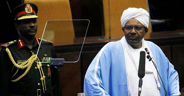 البشير يدخل السجن