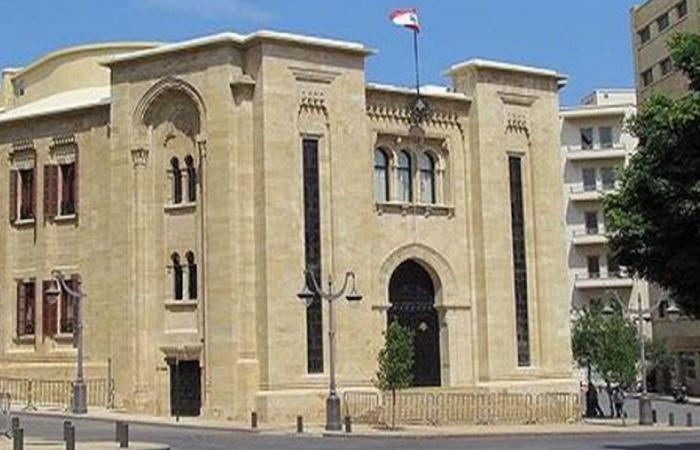 “الخارجية” استنكرت التعرض للسفن في المياه الاقليمية للامارات