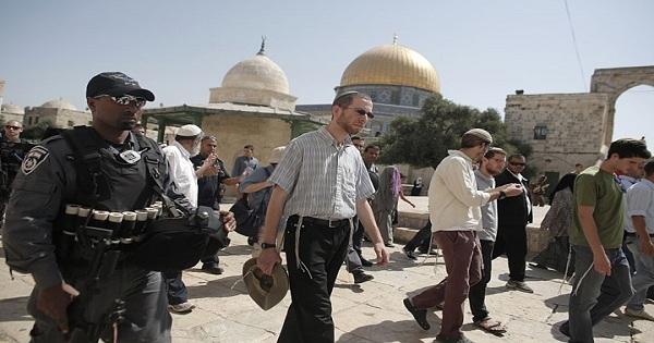 المستوطنون يُجدّدون اقتحامهم للأقصى بحراسة قوات إسرائيلية
