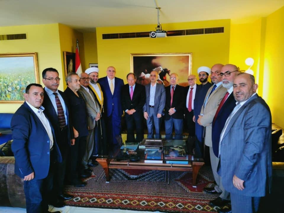 وفد من الأحزاب والقوى اللبنانية زار لحود مهنئاً بعيد المقاومة والتحرير