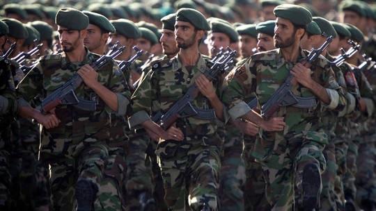 الحرس الثوري: أي تحرك إسرائيلي ضد إيران سيواجه بقصفها بالصواريخ