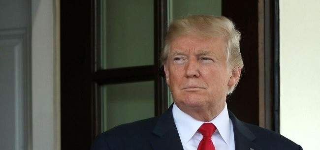 ترامب يتهم إيران بالمسؤولية عن الهجمات على ناقلات النفط في بحر عمان