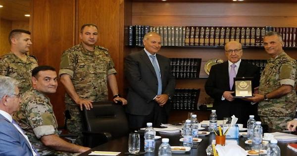 مصارف لبنان والجيش: نحن ركيزتين للاستقرار