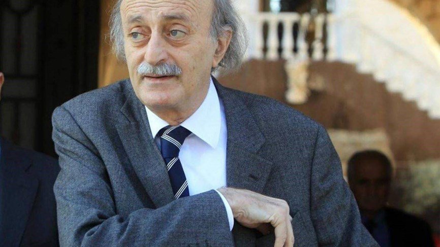 بالصورة- جنبلاط يغرد عن "سفينة سواح"... ماذا قال؟