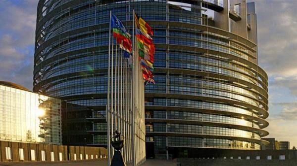 الجمعية البرلمانية لمجلس أوروبا تجيز عودة روسيا اليها