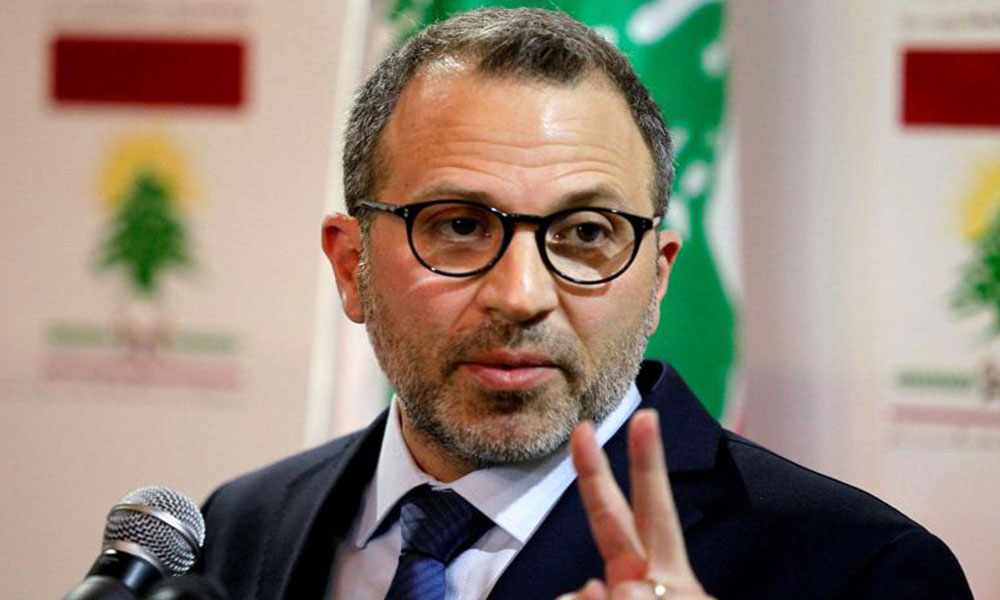 مناداة باسيل لزملائه “لا تليق بوزراء”؟!