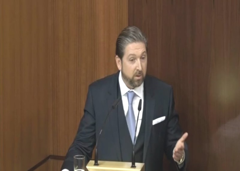 كرامي : الحكومة جريئة وشجاعة على الشعب فقط