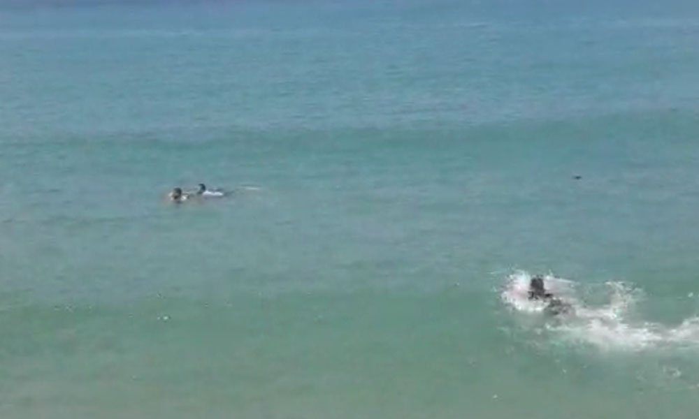 انقاذ شاب من الغرق قبالة شاطىء صيدا