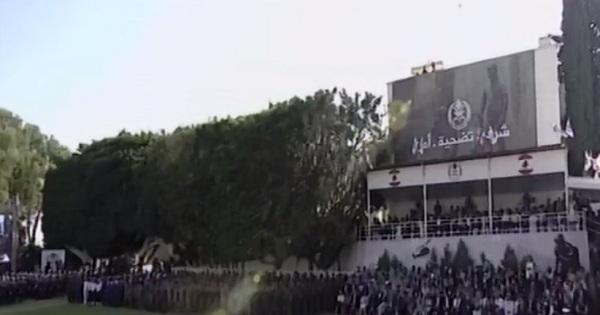 بدء الاحتفال بعيد الجيش في الفياضية مع وصول العلم