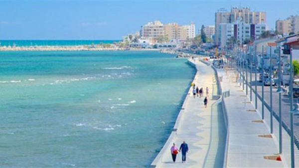 انفجارات تهز مستودع ذخيرة في قبرص وإصابات طفيفة