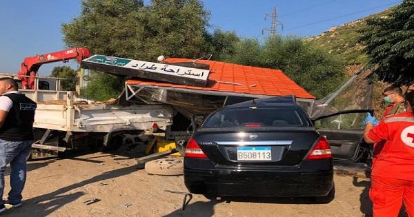 بالصور: قتيلان في حادث سير مروع على اوتوستراد شكا