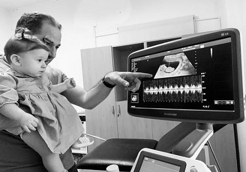 بالصورة: سامي الجميّل "بابا" من جديد!