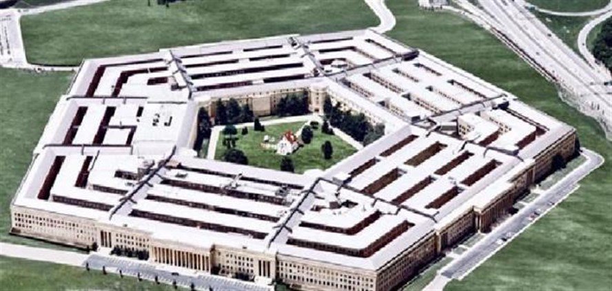 بالصور - حزب الله على شاشات "البنتاغون"!