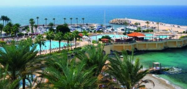 اتحاد النقابات السياحية: جيشنا مطالب بفتح الطرقات امام المسافرين وتسهيل التنقل