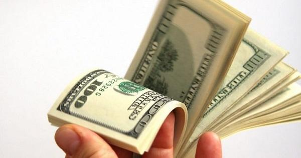 تدابير رسمية لإيصال الرواتب للموظفين