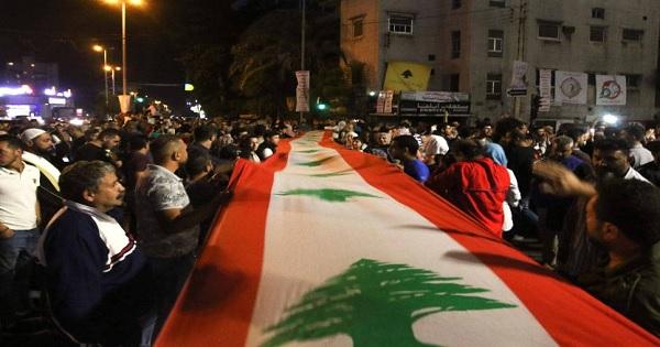 لقطاتٌ من ثورة الساحات