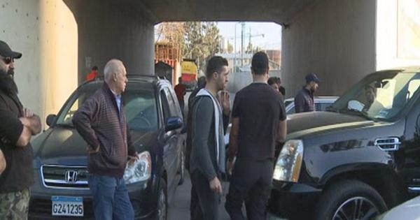 تجمع لاصحاب محطات المحروقات على الطريق البحرية في الدورة