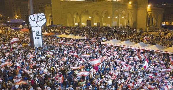 هل واشنطن تدير الإنتفاضة؟