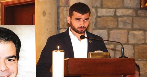 بيار الجميل: "أنا قائد الثورة" و"قُبلة العلَم الأولى"