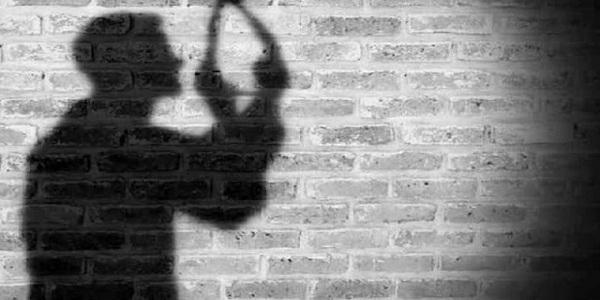 في لبنان: انتحارا والسبب "الأزمة الاقتصادية"