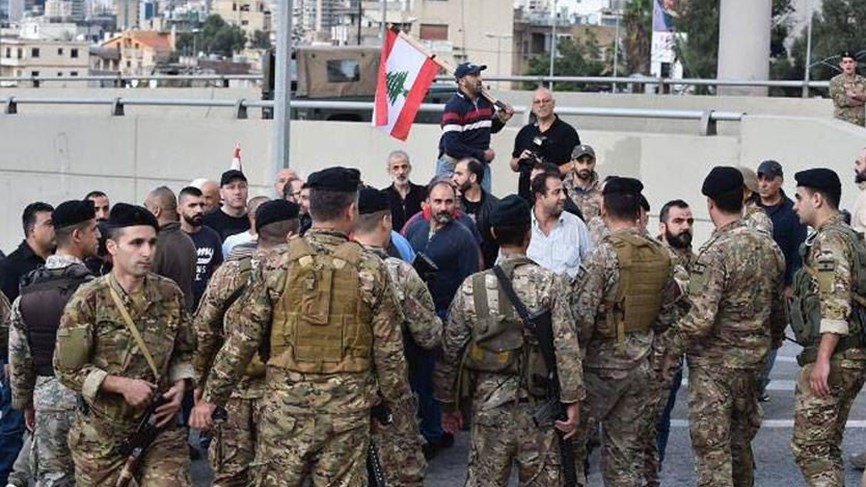 قطع الطرق.. قرار الجيش واضح 
