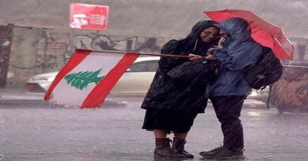 لبنان المَسْكون بالكوابيس السود "استسلم" للعاصفة البيضاء