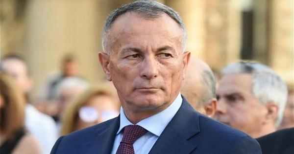 روكز: الحريري سائح مستقيل من مسؤولياته!