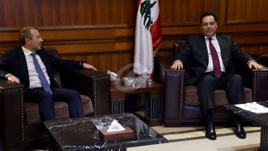 "نداء الوطن": نصيحة فرنسية لحسان دياب... حذارِ "شروط باسيل" في التأليف