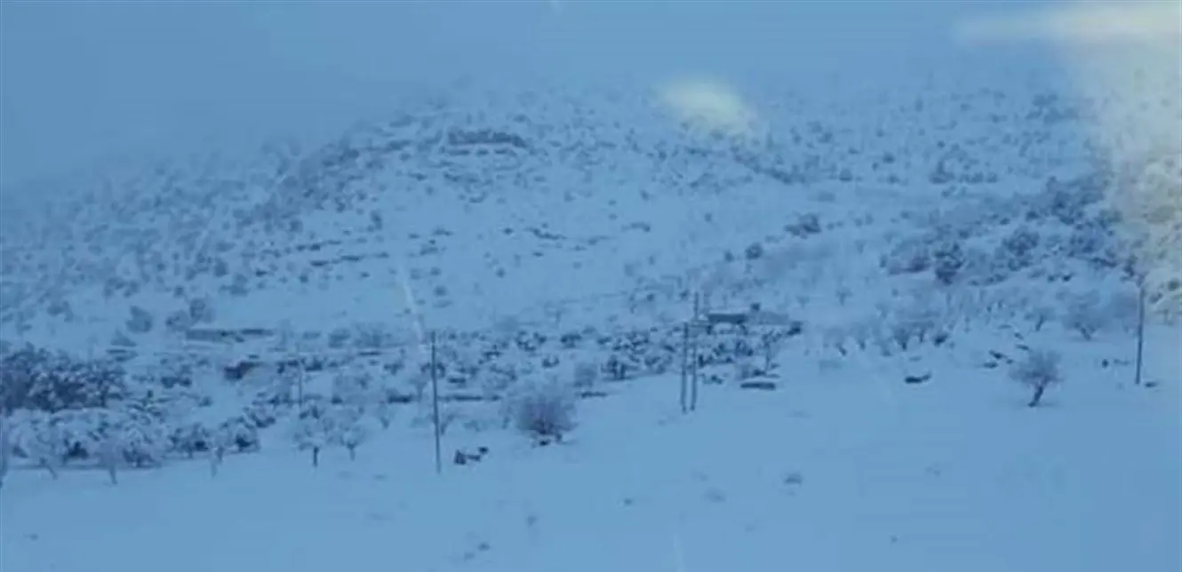 أمطار وثلوج في الهرمل.. وعزل معظم القرى والبلدات!