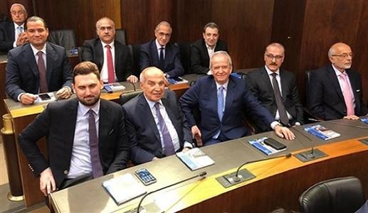 شاركوا في اعدادها وأمنّوا النصاب ولم يصوتوا لها... الاشتراكي يوضح