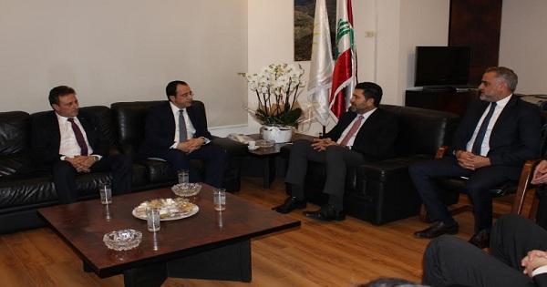 وزير الطاقة ريمون غجر بحث سبل التعاون مع وزير خارجية قبرص