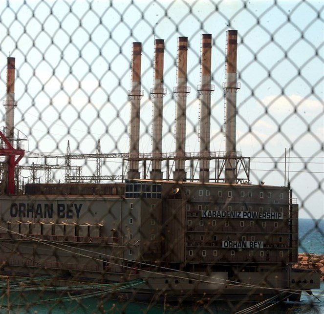  مصرف لبنان يخنق الكهرباء