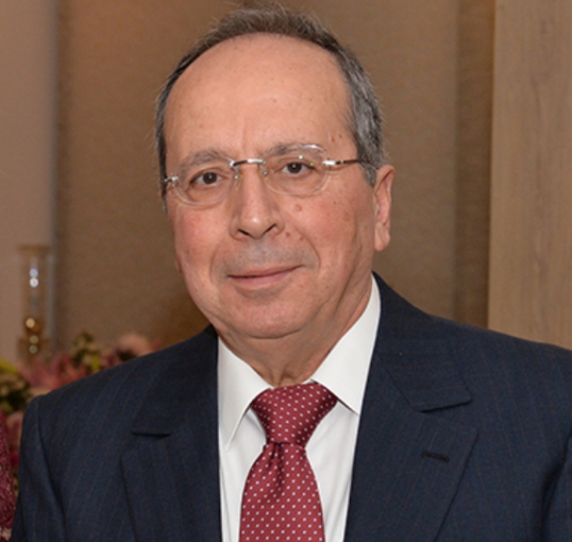 السيد: إلى متى؟ أعان الله ذوي الشهداء وأولادهم