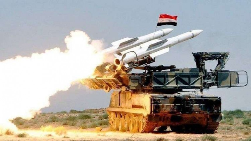 "سانا": وسائط الدفاع الجوي تتصدى لصواريخ معادية وتسقط عدداً منها