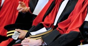 القضاء اللبناني يكثف تحقيقاته حول تحويل الأموال إلى سويسرا