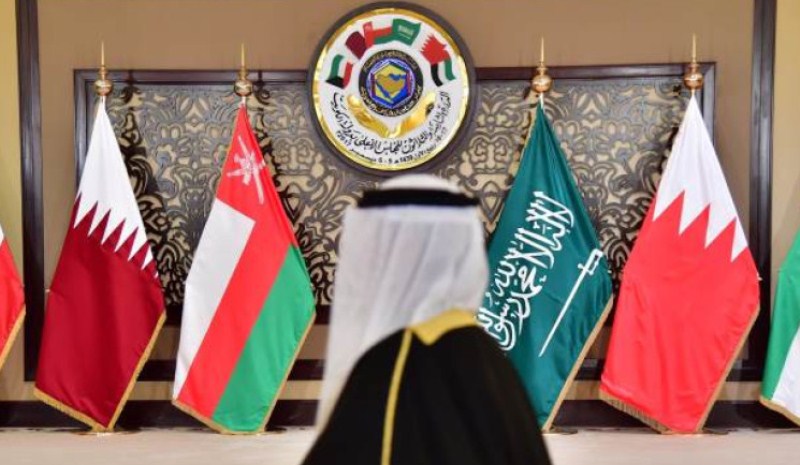 دول الخليج تؤكد إستعدادها لمساعدة لبنان... لكن لا ودائع!
