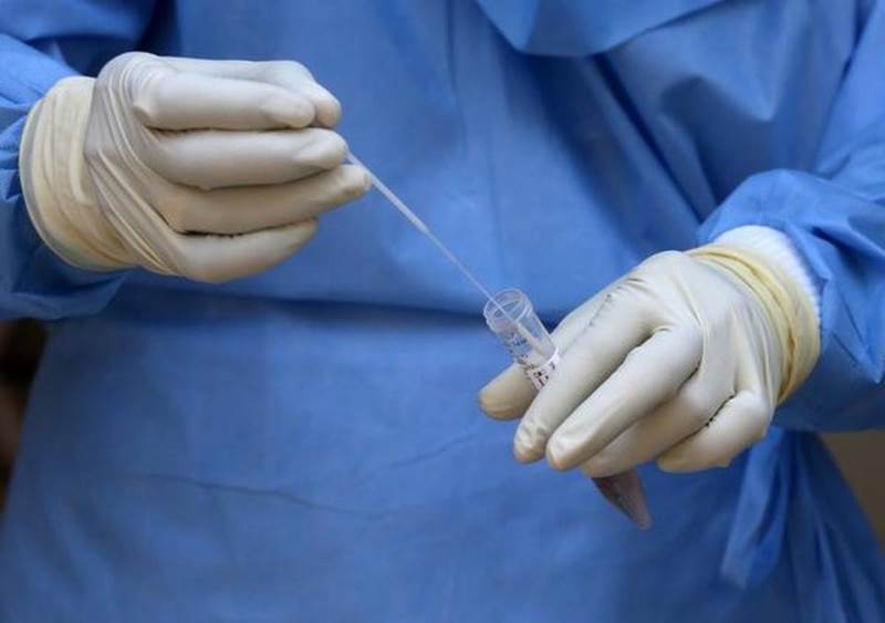 الإمارات تطور تقنية سريعة لاكتشاف فيروس كورونا باستخدام أشعة الليزر