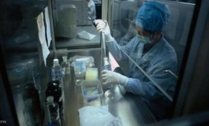 الرئيس السابق للمخابرات البريطانية: كورونا تسرب بالخطأ
