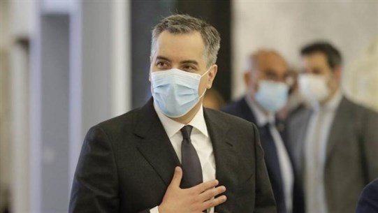 أديب يعتكف الإثنين... ولن "يبوس تيريز"!