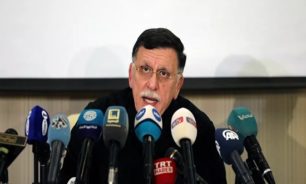 ماذا يفعل السراج في تركيا؟
